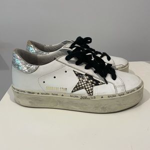 Golden Goose Sneakers